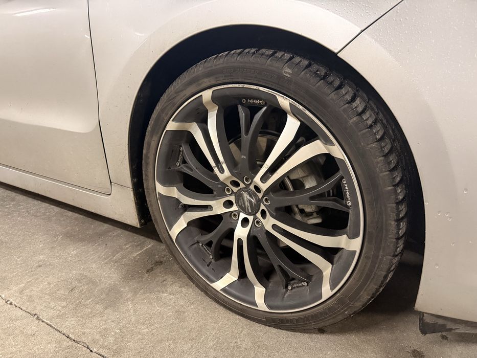Jantes 20 furação 5x115 e outra