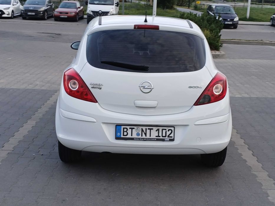 Opel corsa 2011 1.2 benzyna klima
