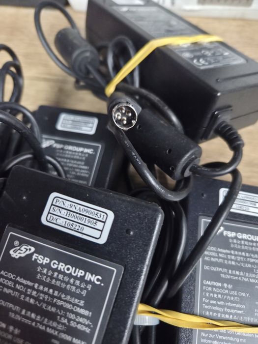 Зарядка зарядное блок живлення FSP 19v/4.7a 90w 4pin для POS терміналу