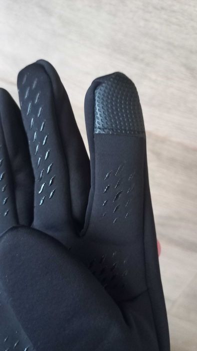 Перчатки nike с микро флисом