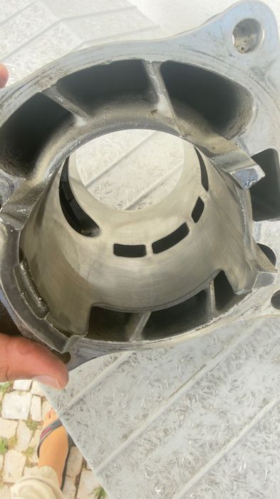 Cilindro Mota de água Original Yamaha 66E – Impecável