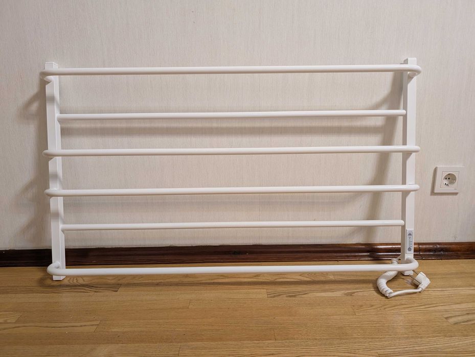 Сушарка для рушників електрична LARIS Зебра Практік 1000х600 правобічн