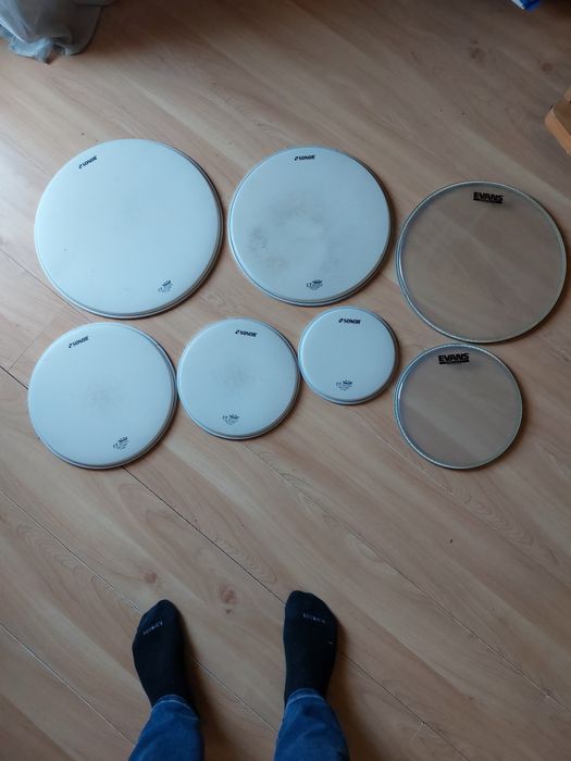 Sprzedam naciągi Evansa 2szt iSonor 5szt