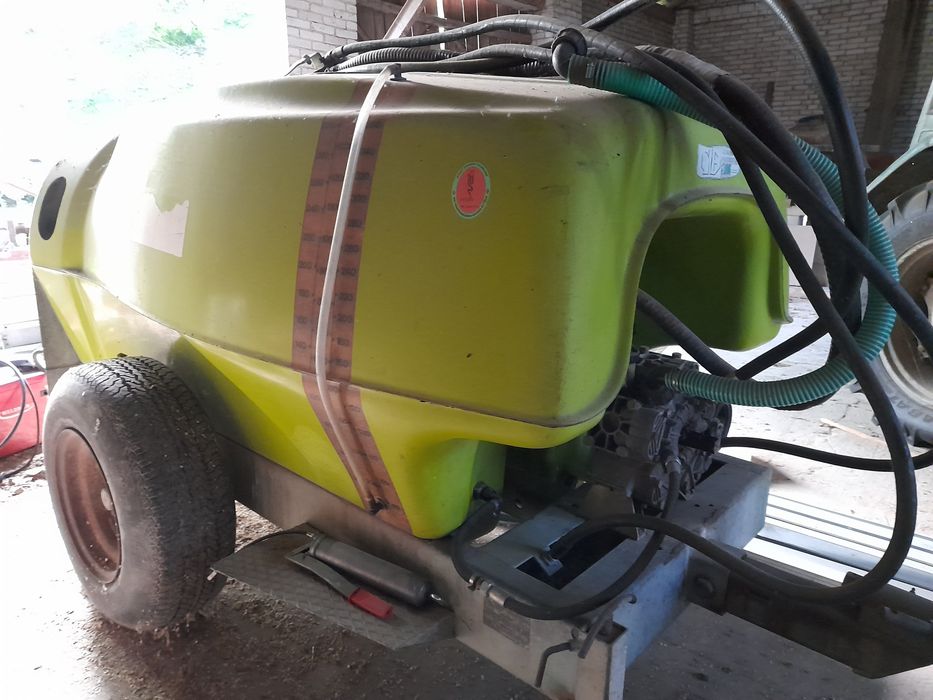 Opryskiwacz Ślęza 1500 l