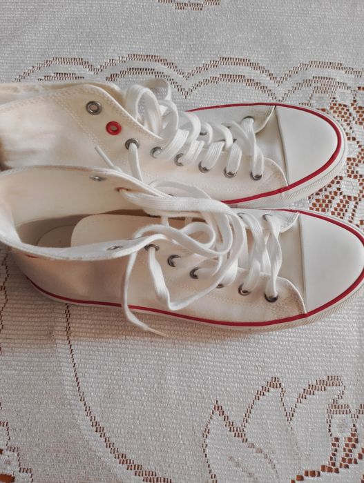 Tenisówki uniwersalne białe Big Star rozmiar 40 wkładka 25