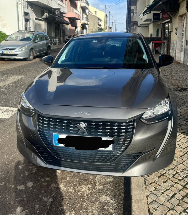 Peugeot 208 ano 2022