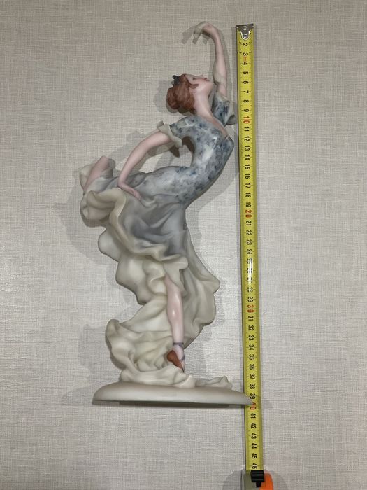 Figurka porcelanowa Baletnica