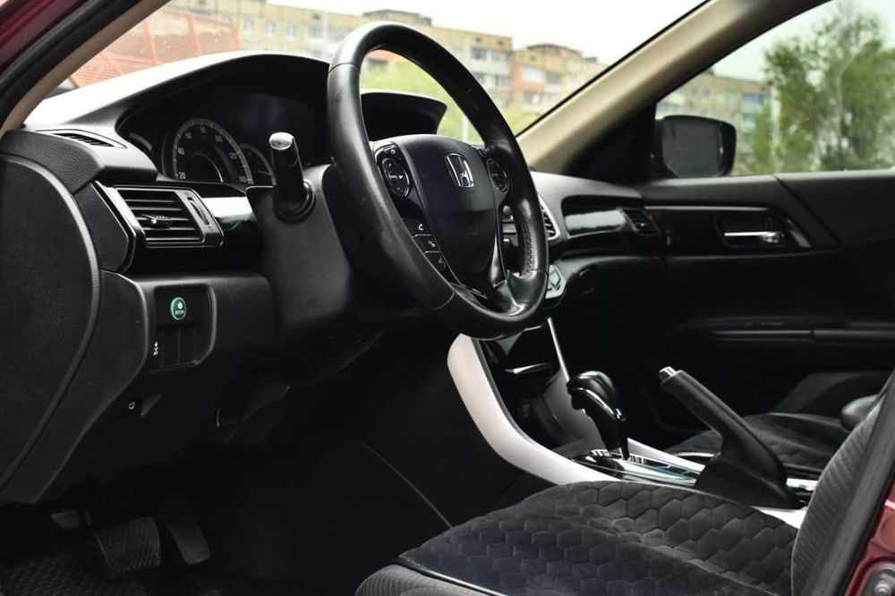 Honda Accord 2016р. 2.4 бензин, обмін, [Перший внесок від 20%]