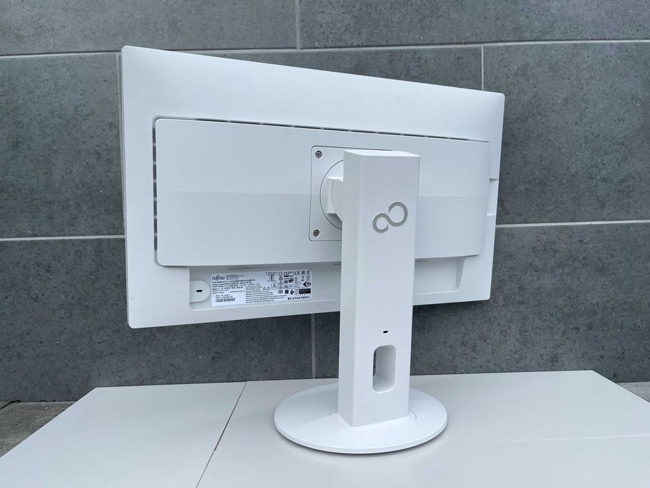 Монітор Fujitsu B24-8T/24" Full HD/IPS/16:9/60 Gz/250 кд/м²/ 150 шт.