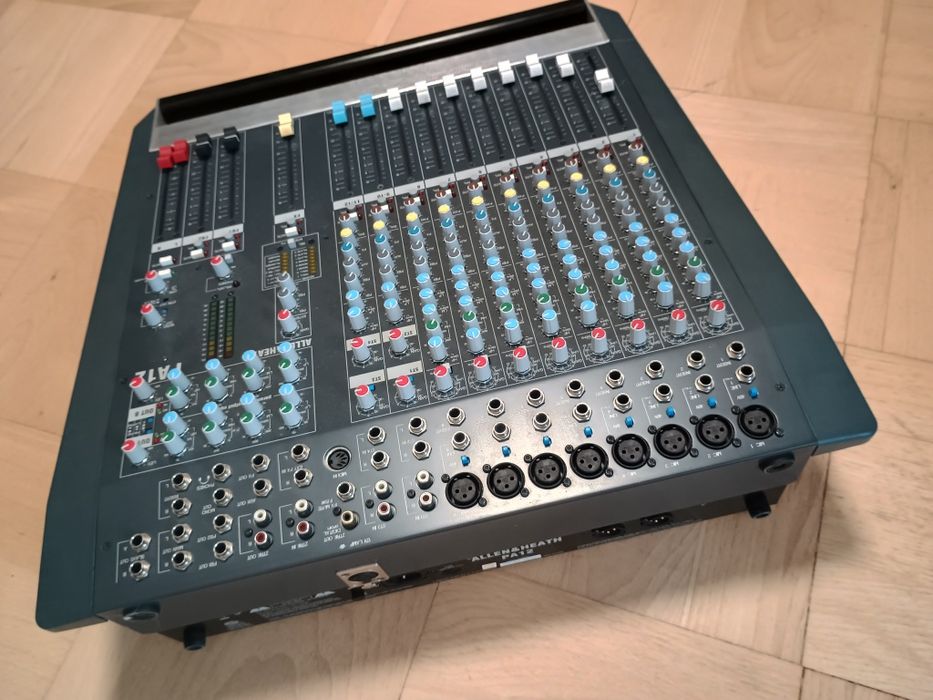 JBL EON G2, JBL SUB G1 kolumny aktywne.