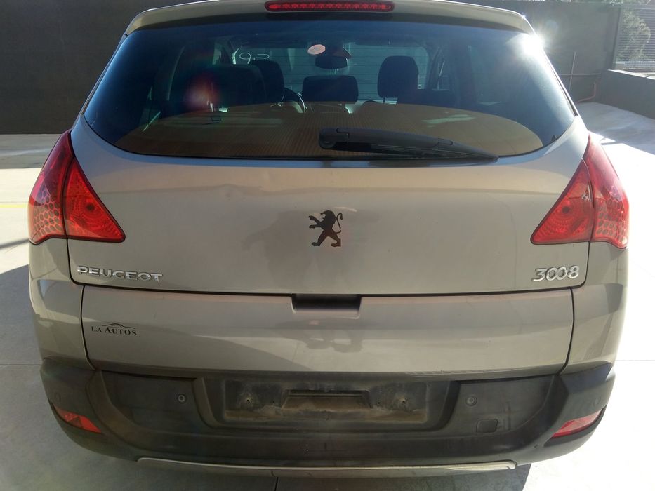 PEUGEOT 3008 I Veículo multiuso - 2009 - Para Peças