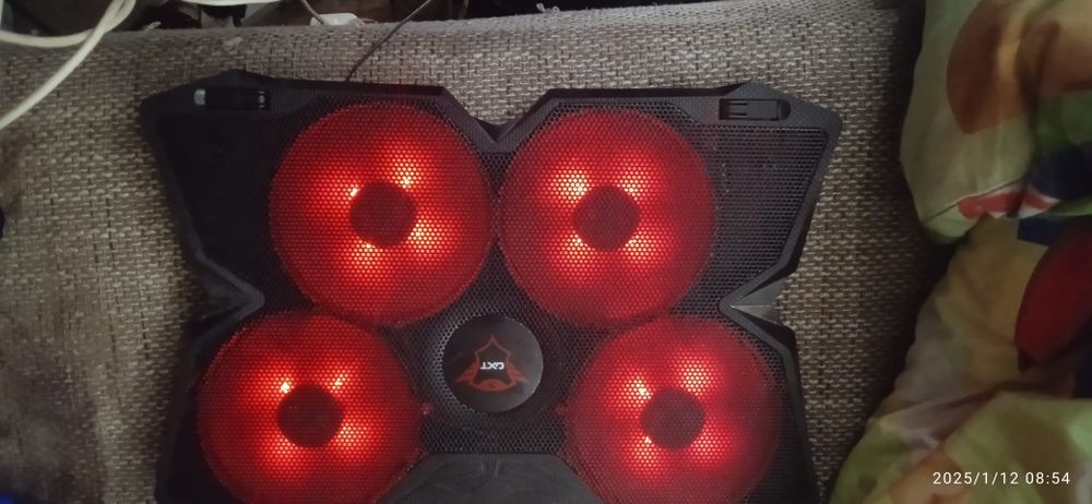 Продам подставку для ноутбука GXT 278