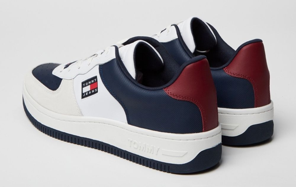 Sneaker em Nobuck Tommy Jeans (ÚLTIMOS TAMANHOS)