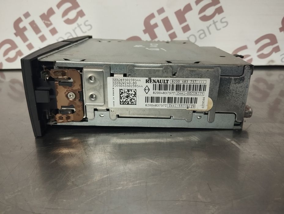 Rádio / Auto Rádio RENAULT CLIO III - 8200483757