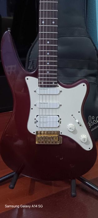Guitarra eléctrica Godinho G1000 de 1995