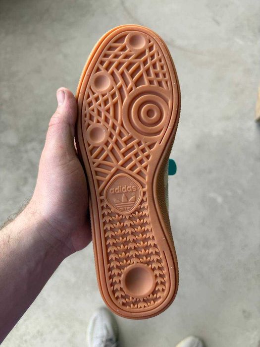 adidas spezial багато кольорів. Розміри 36 37 38 40 41