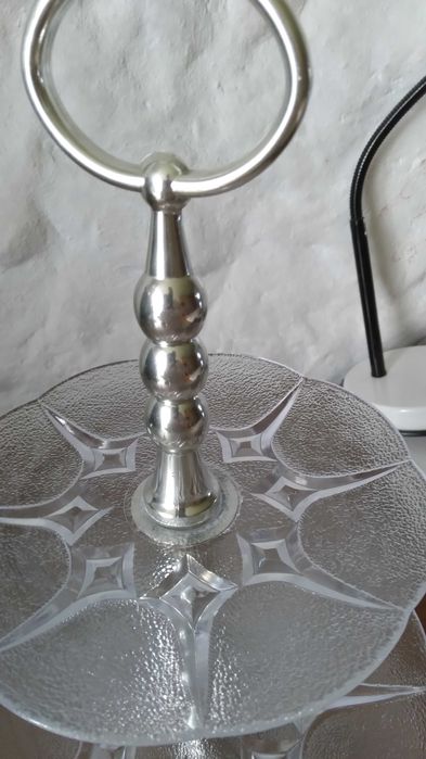 этажерка для фруктов и десерта трехярусная ваза