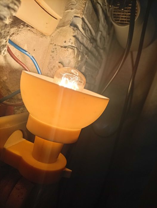 Lampka rosyjska do kontaktu