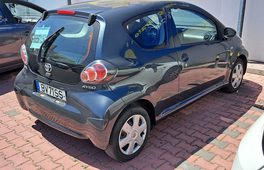 Vender Toyota AYGO