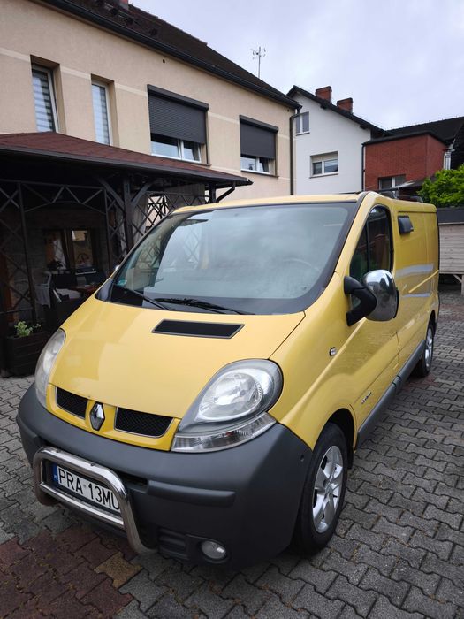 Renault Trafic blaszak, 2004r. 1.9dci, 100km, niski przebieg