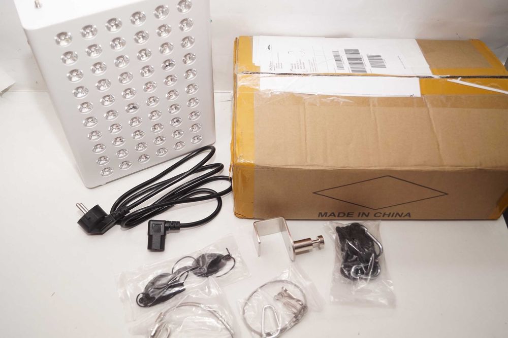 G497 Lampa do terapii światłem czerwonym podczerwienią 300w