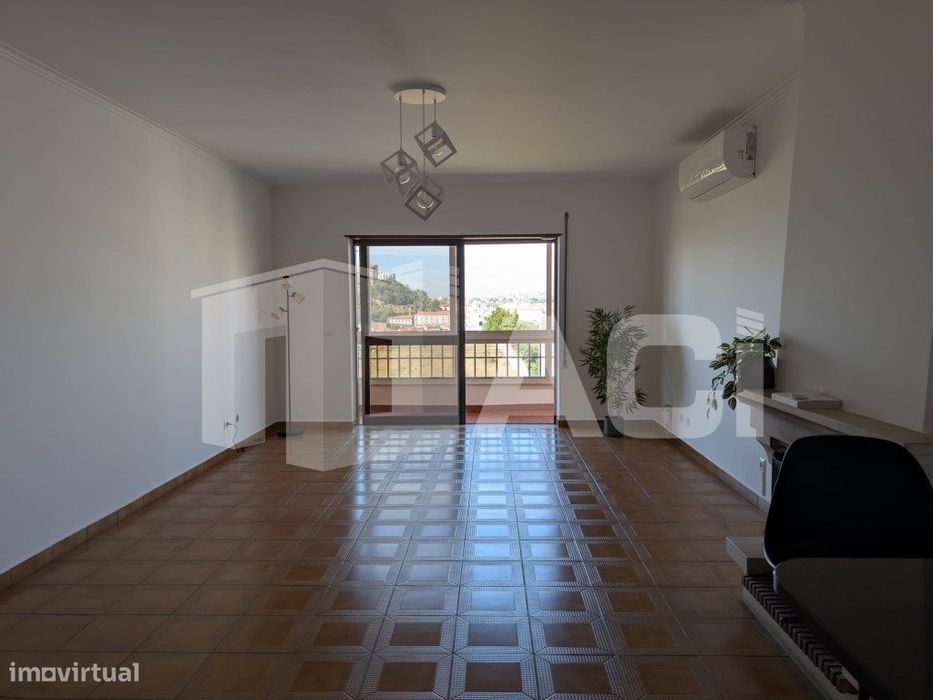 Apartamento T2 - Magnífica vista panorâmica sobre a Quinta da Porte...