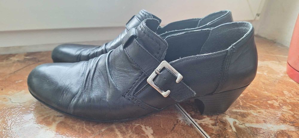 Buty skórzane Rieker, rozmiar 41