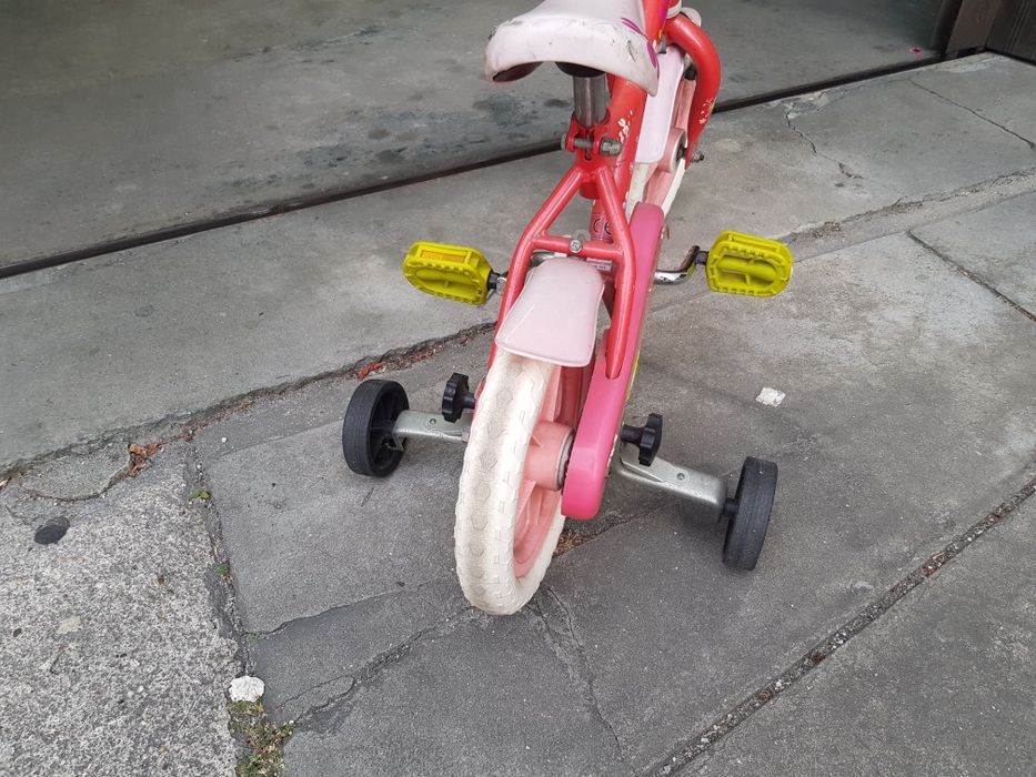 Bicicleta de criança com rodinhas