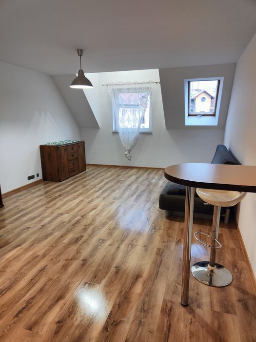 Kawalerka 37 mkw do wynajęcia w centrum Bolesławca
