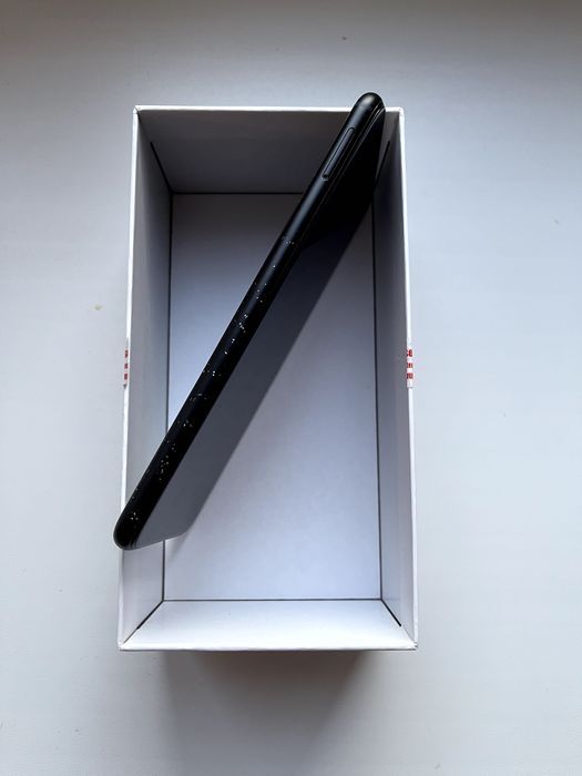 Huawei P Smart+ 4/64, робочий, є нюанси, торг