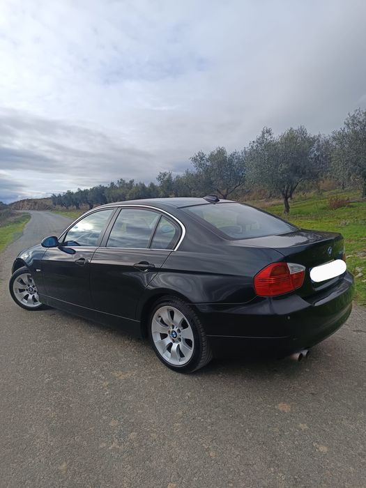 BMW 325i - E90 - 2007.