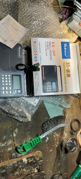 Продам цифровой  радиоприёмник Robuze kk-269