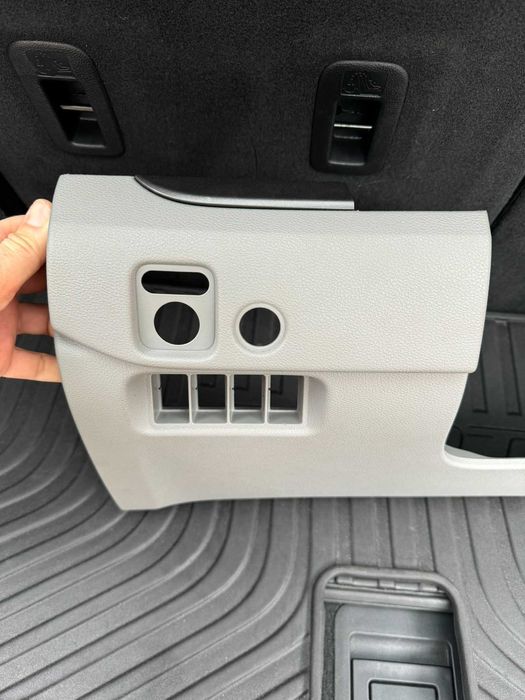 Панель под руль Хонда крашка колени Honda 77300-TG7 ПИЛОТ 3 2015-2022