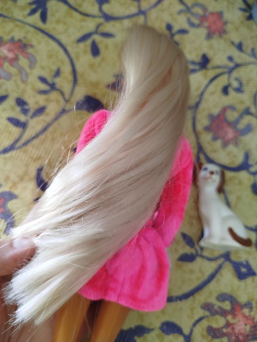 Barbie com vestido rosa