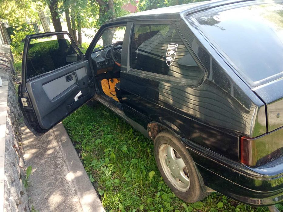 Продам ВАЗ 2113.