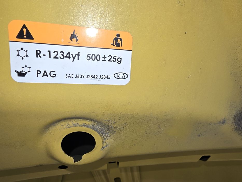 Kia ceed maska orginalna