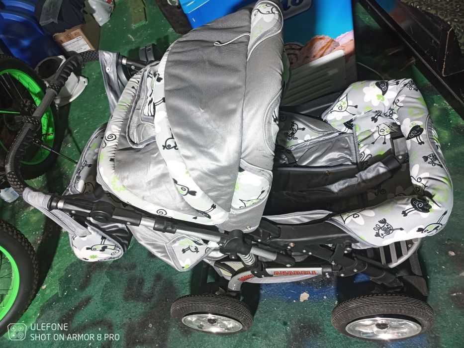 Продам коляску..