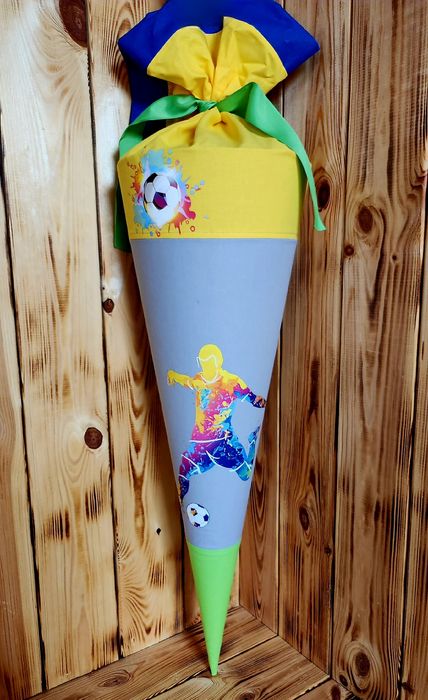 Tyta róg obfitości dla pierwszoklasisty  piłka