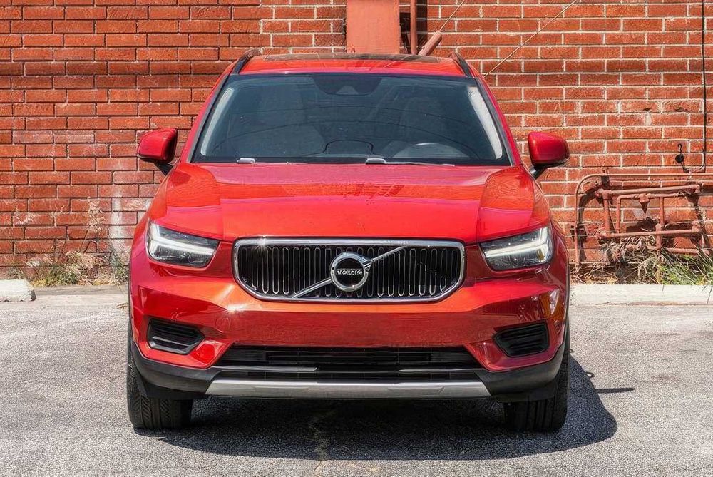 Volvo XC40 T5 Momentum      2019