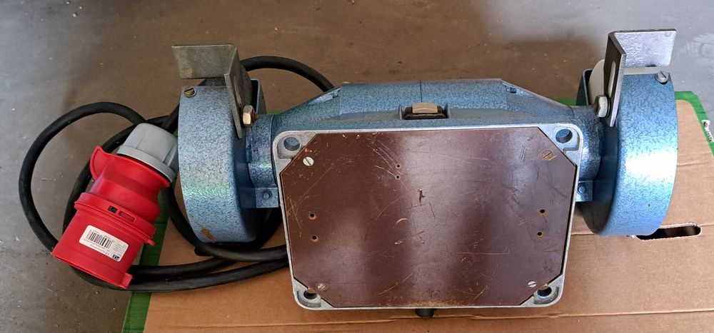 Szlifierka VEB LOKOMOTIVBAU 740W 380V