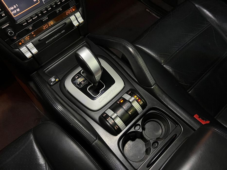 Porsche Cayenne Tiptronic