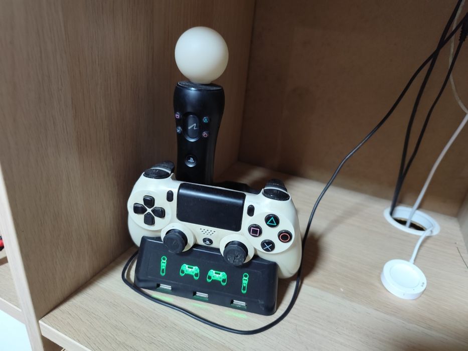 PS4 500g com jogos