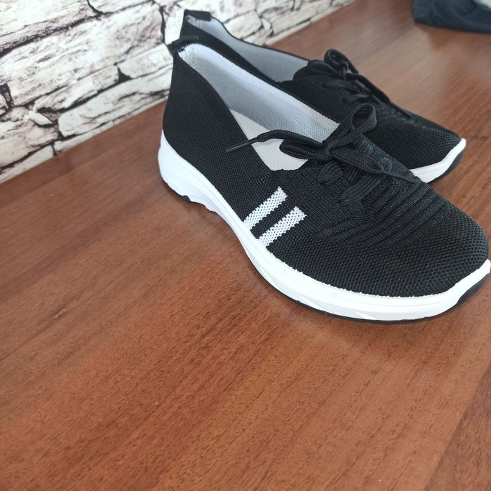 Trampki  na lato r.36