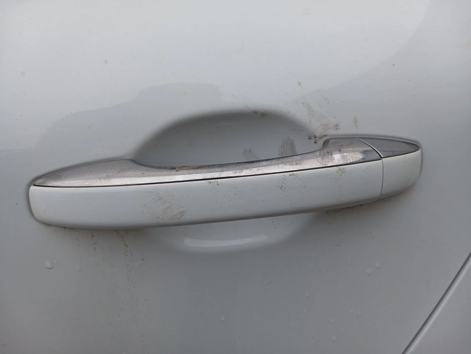 Puxador porta trás esquerdo RENAULT Talisman Grandtour (KP_)