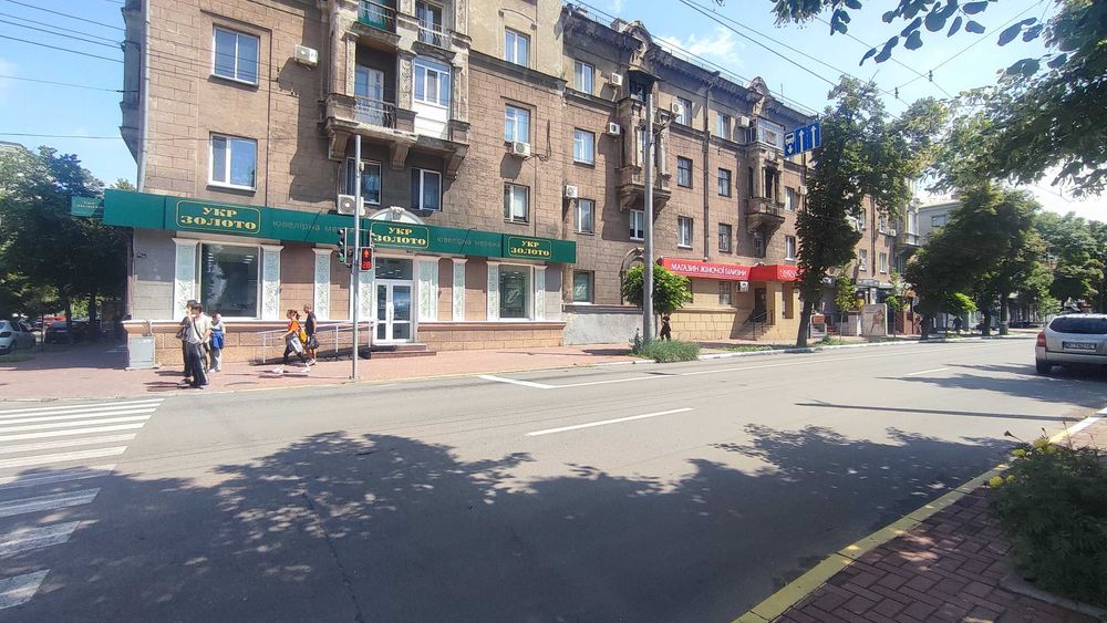 Оренда приміщення. Перехрестя Соборна / Небесної сотні