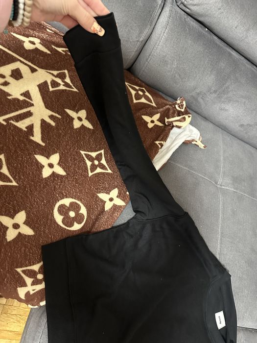 Bluza damska czarna Crop top krótka długie rękawy