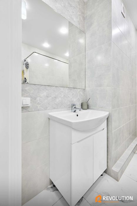 Без комісії. Продаж 1к кваритири, держпрограми 33,2 м2, вул Машинобудівників 27 м. Вишневе ЖК Сади Вишневі