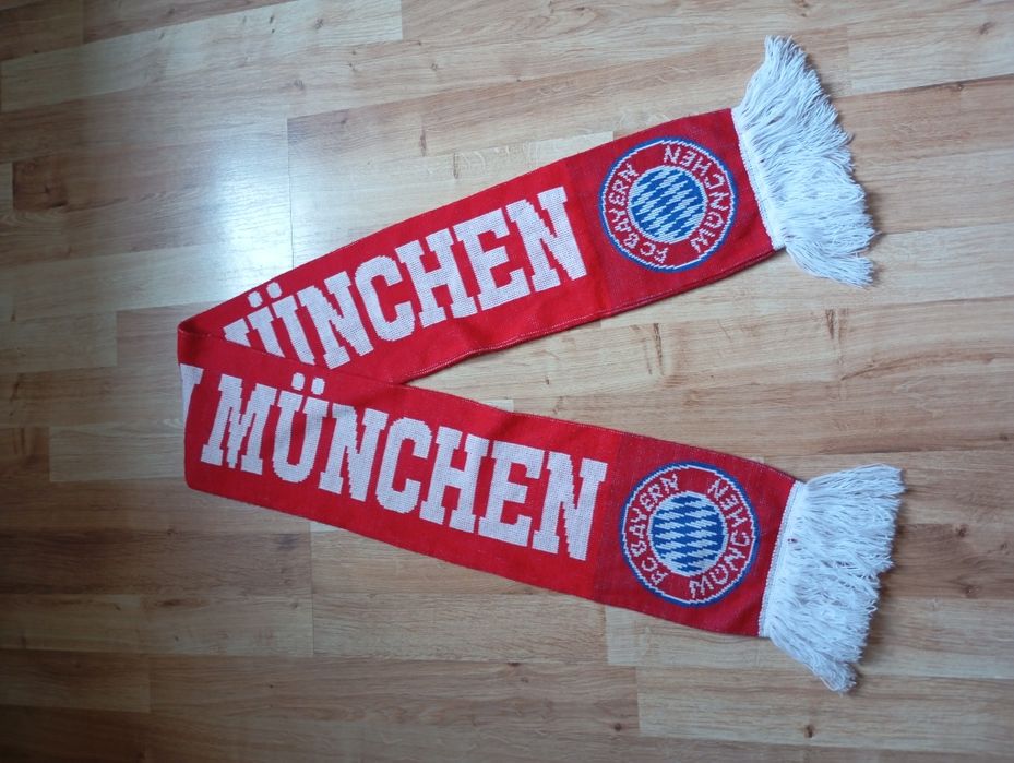 Szalik Bayern Monachium