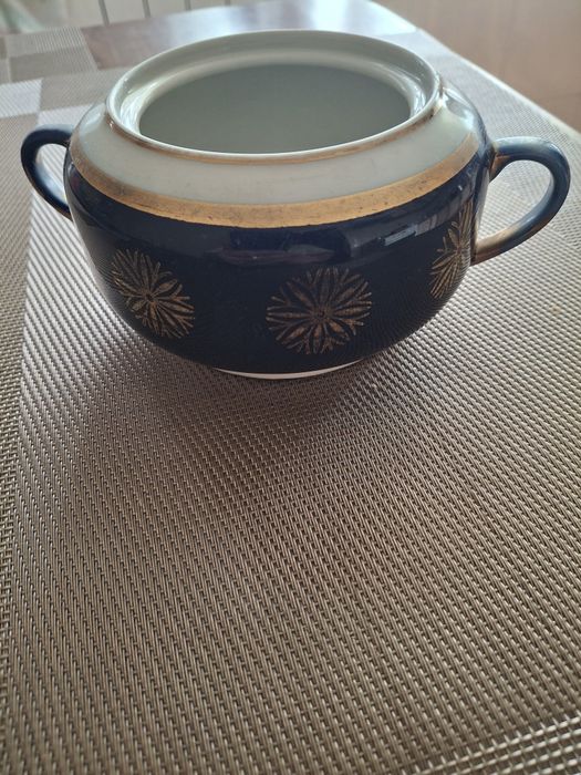 Ємність  для  цукру.