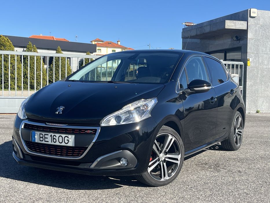 Peugeot 208 GT LINE versão 1.2 pure tech S